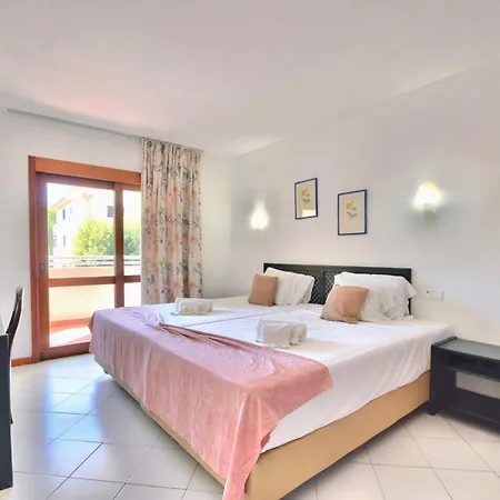 Bellavista Avenida By Beguest