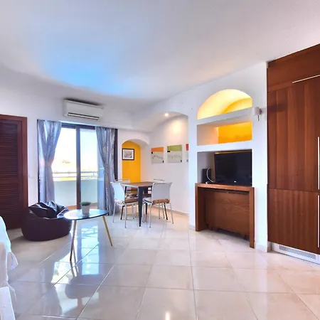Bellavista Avenida By Beguest Apart Otel