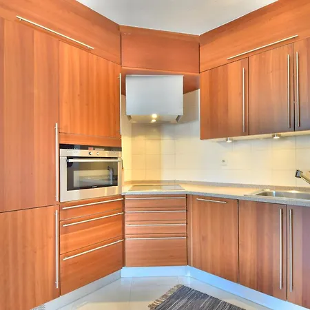 Bellavista Avenida By Beguest Apart Otel 3*