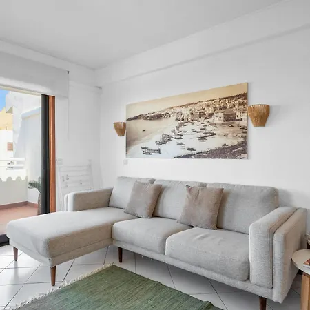 Bellavista Avenida By Beguest Apart-hotel