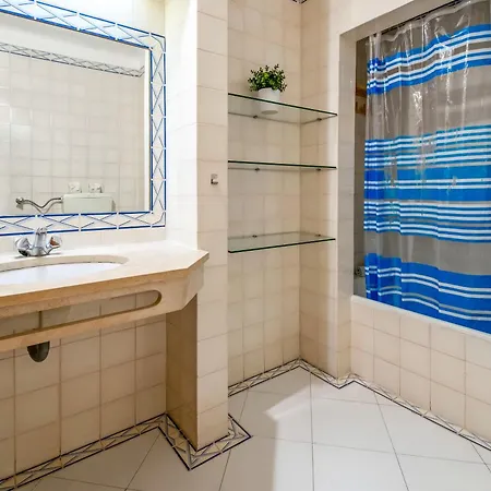 Bellavista Avenida By Beguest 3* Albufeira