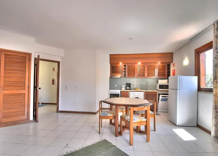 Aparthotel Bellavista Avenida By Beguest Albufeira