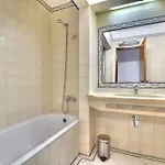 Bellavista Avenida By Beguest Aparthotel