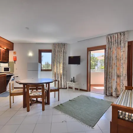 Bellavista Avenida By Beguest Aparthotel 3*