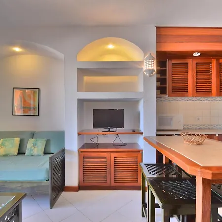 Bellavista Avenida By Beguest Aparthotel 3*