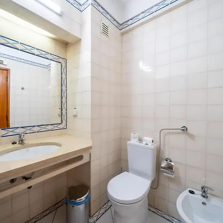 Bellavista Avenida By Beguest Aparthotel