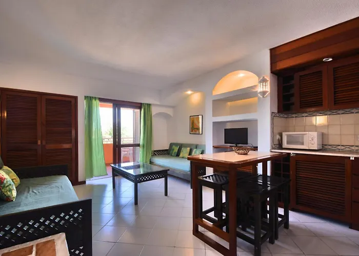 Bellavista Avenida By Beguest Apartahotel 3*