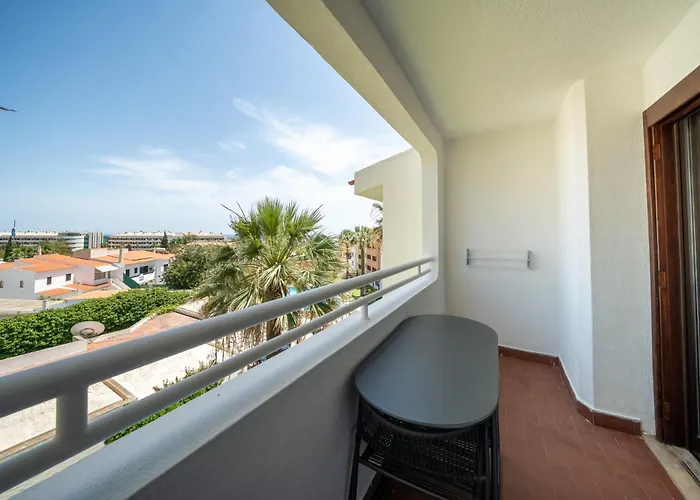 Bellavista Avenida By Beguest